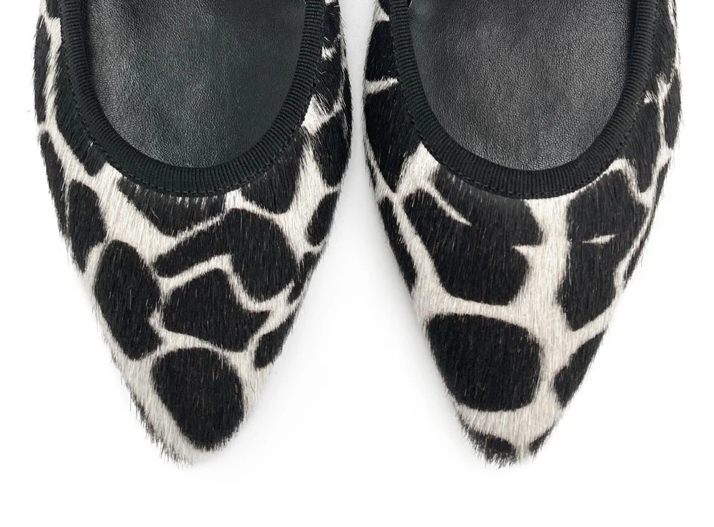 Ballerine a punta animalier in cavallino maculato bianco e nero - Image 6