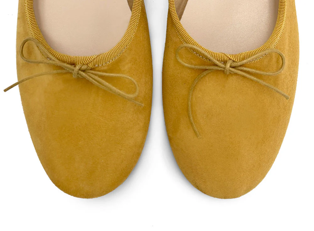 Ballerine "glove shoes" gialle senape accollate in camoscio - Image 6