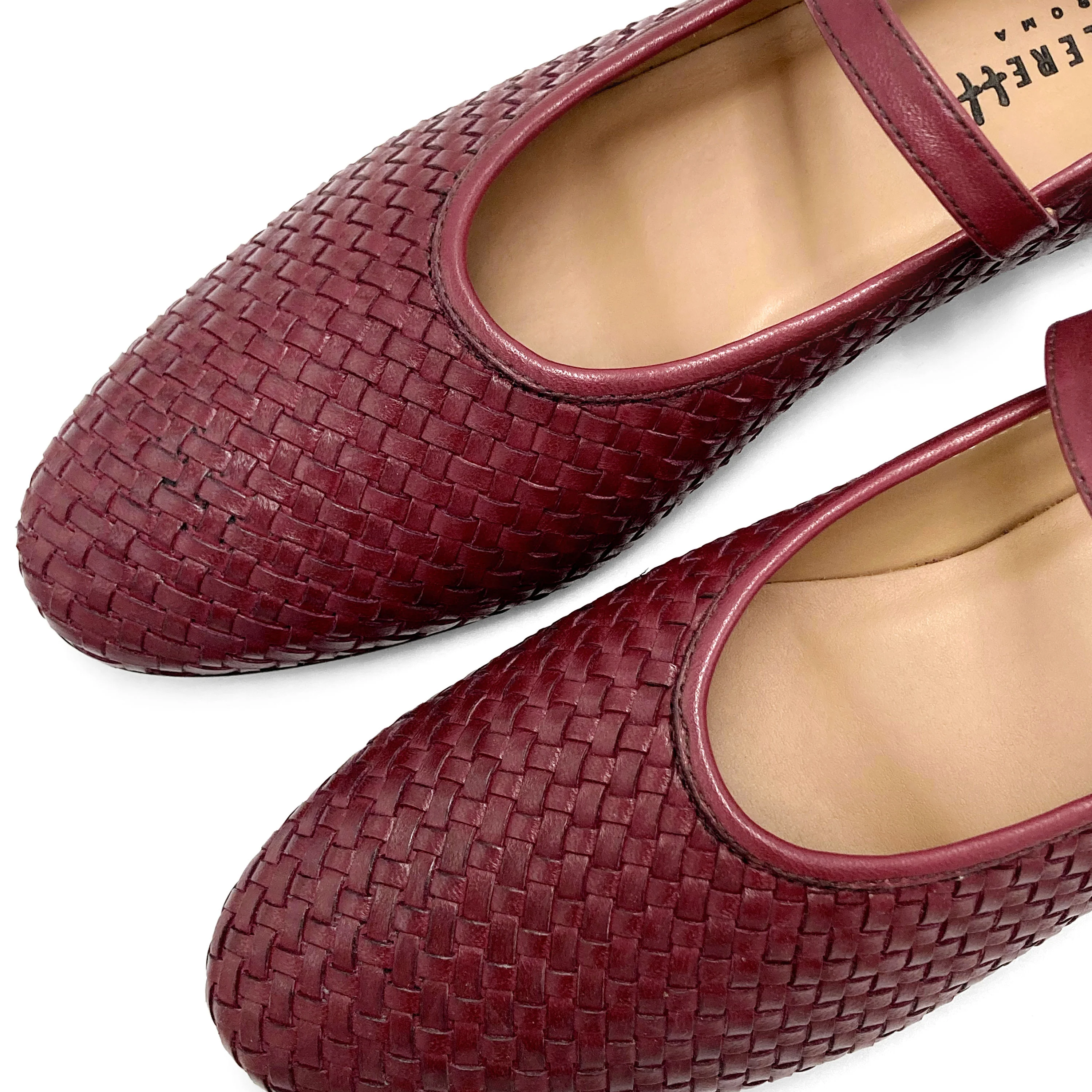 Ballerine Mary Jane bordeaux accollate in pelle intrecciata a mano e cinturino - Image 3
