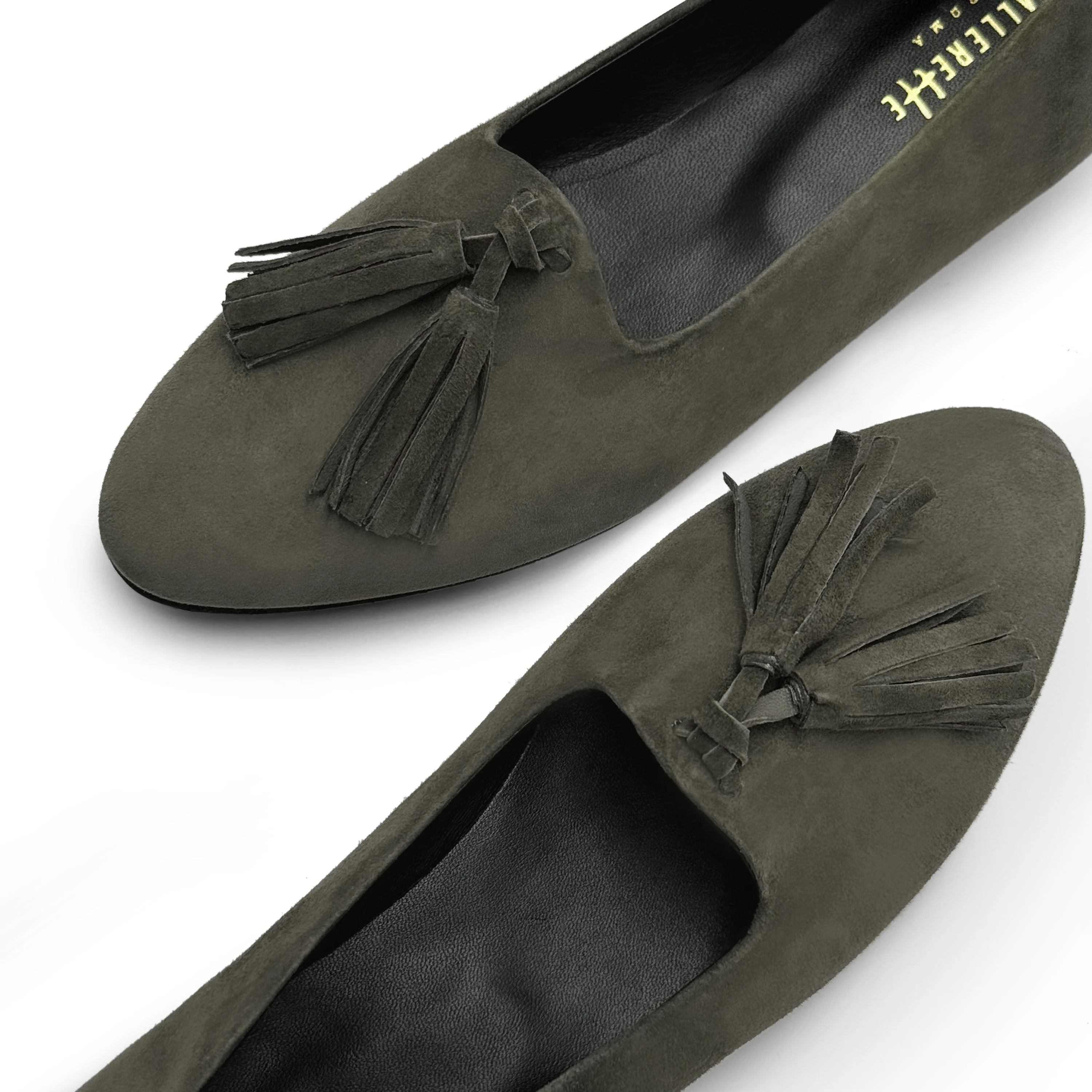 Mocassini donna verde bosco in camoscio con nappine - Image 4