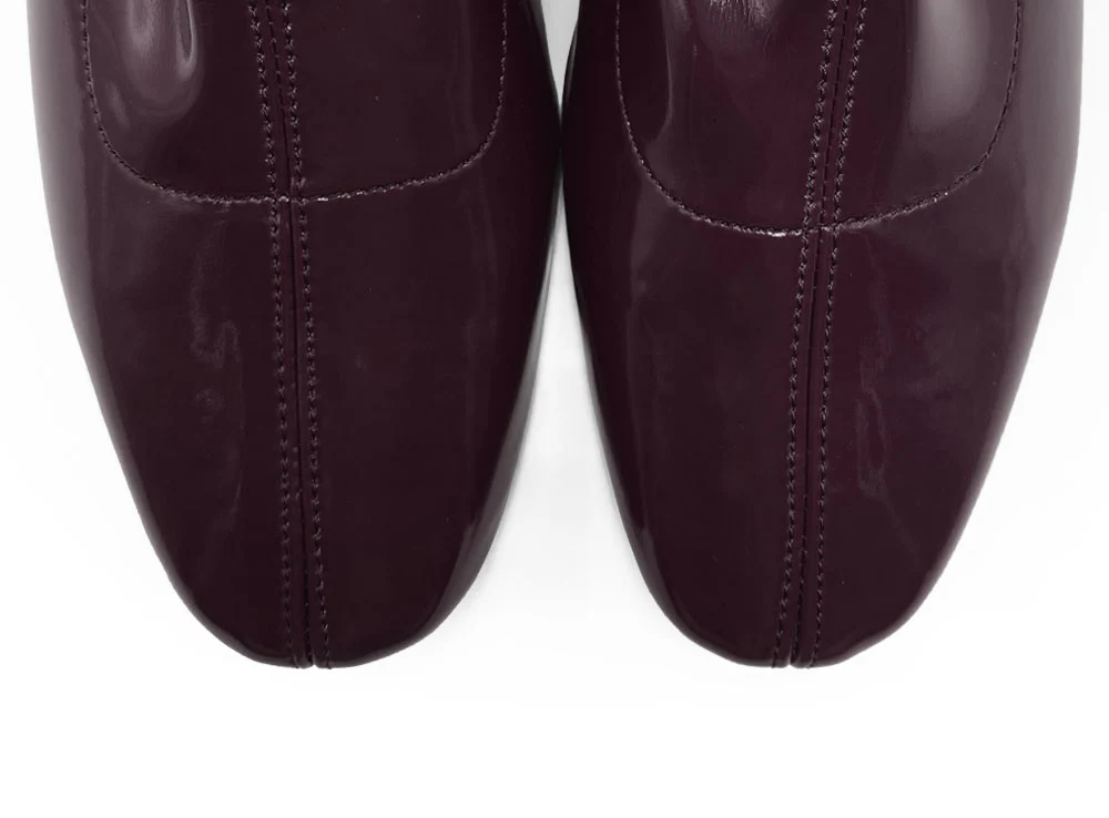 Stivaletti melanzana in vernice a calza elasticizzata - Image 5